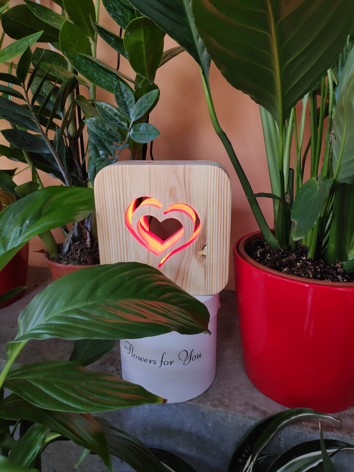 מנורת לד לב מעוצב עדין♥