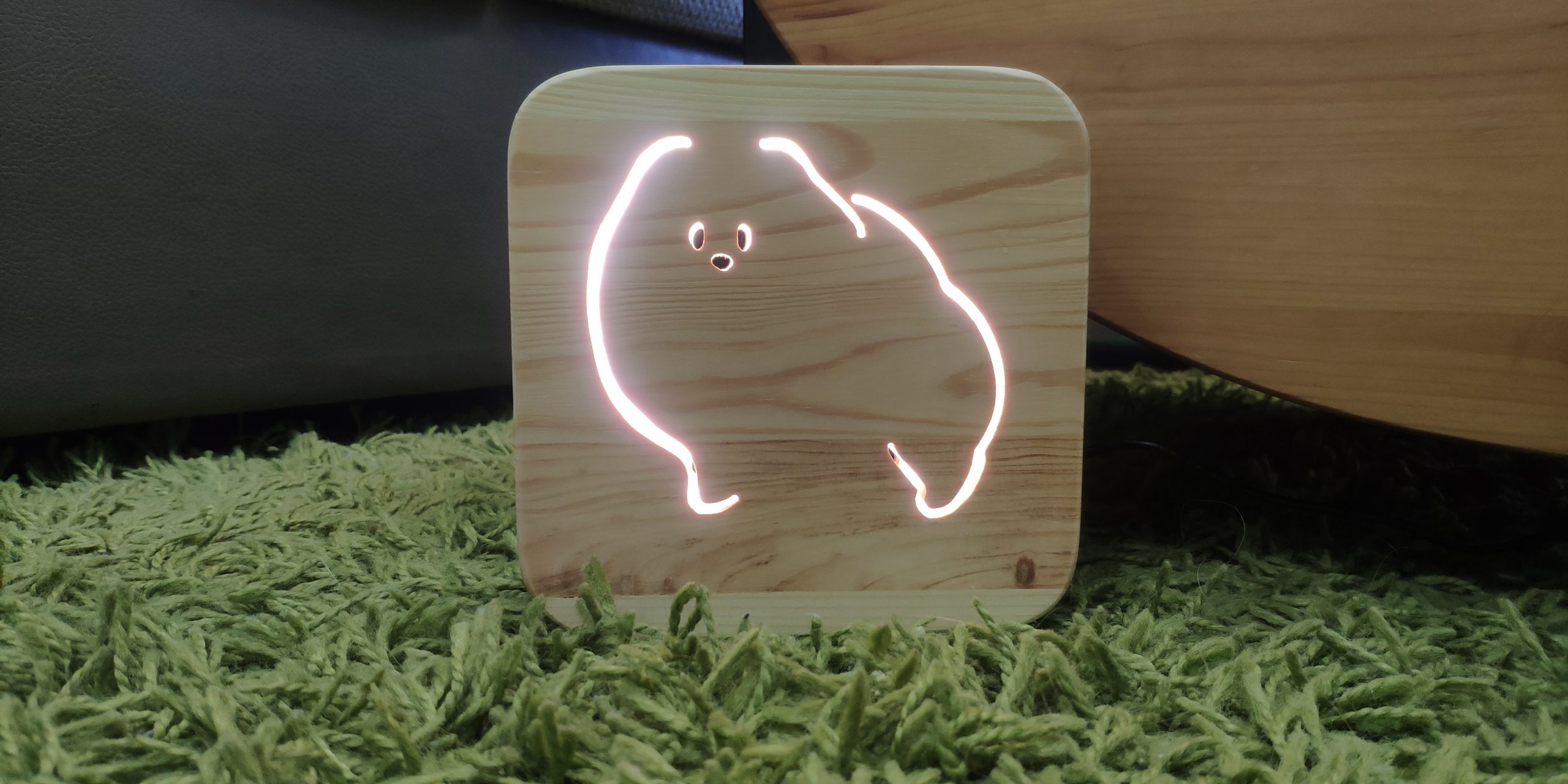 מנורת לד בצורת פומרניאן